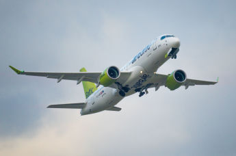 Самолет авиакомпании  airBaltic