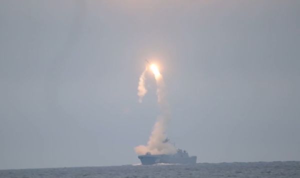 Испытания гиперзвуковой ракеты "Циркон" показали на видео