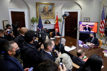 Президент США Джо Байден на онлайн-встрече с председателем КНР Си Цзиньпином в Белом доме в Вашингтоне, США, 15 ноября 2021 года