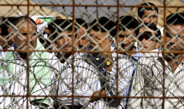 Заключенные тюрьмы Абу-Грейб