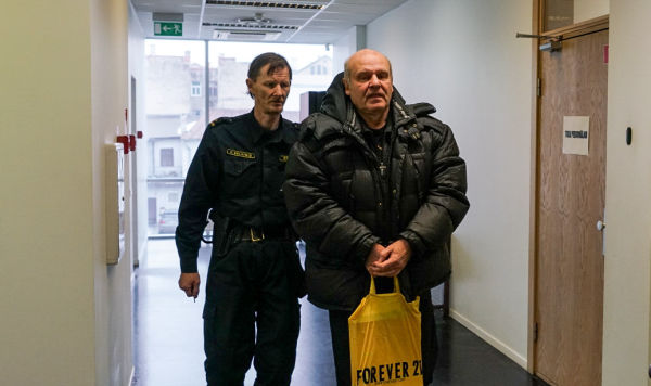Олег Бурак перед началом суда, 15 февраля 2019