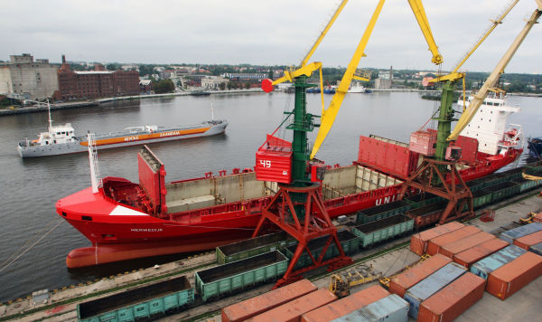 Работа контейнерного терминала Калининградского порта