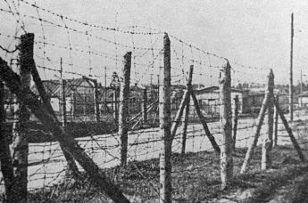 Концентрационный лагерь Саласпилс (концлагерь "Куртенгоф") на территории оккупированной нацистской Германией Латвии.
