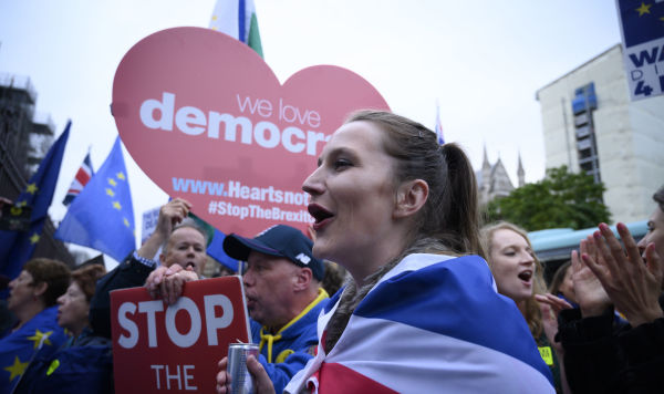 Акция в Лондоне против приостановки работы парламента