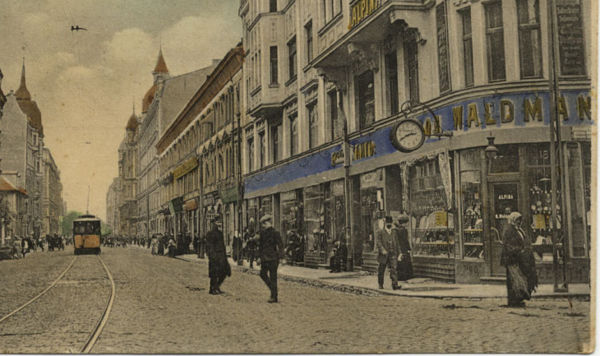 Открытка с видом улицы Марияс в Риге, начало XX века