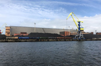Перевалка угля в Вентспилсском порту