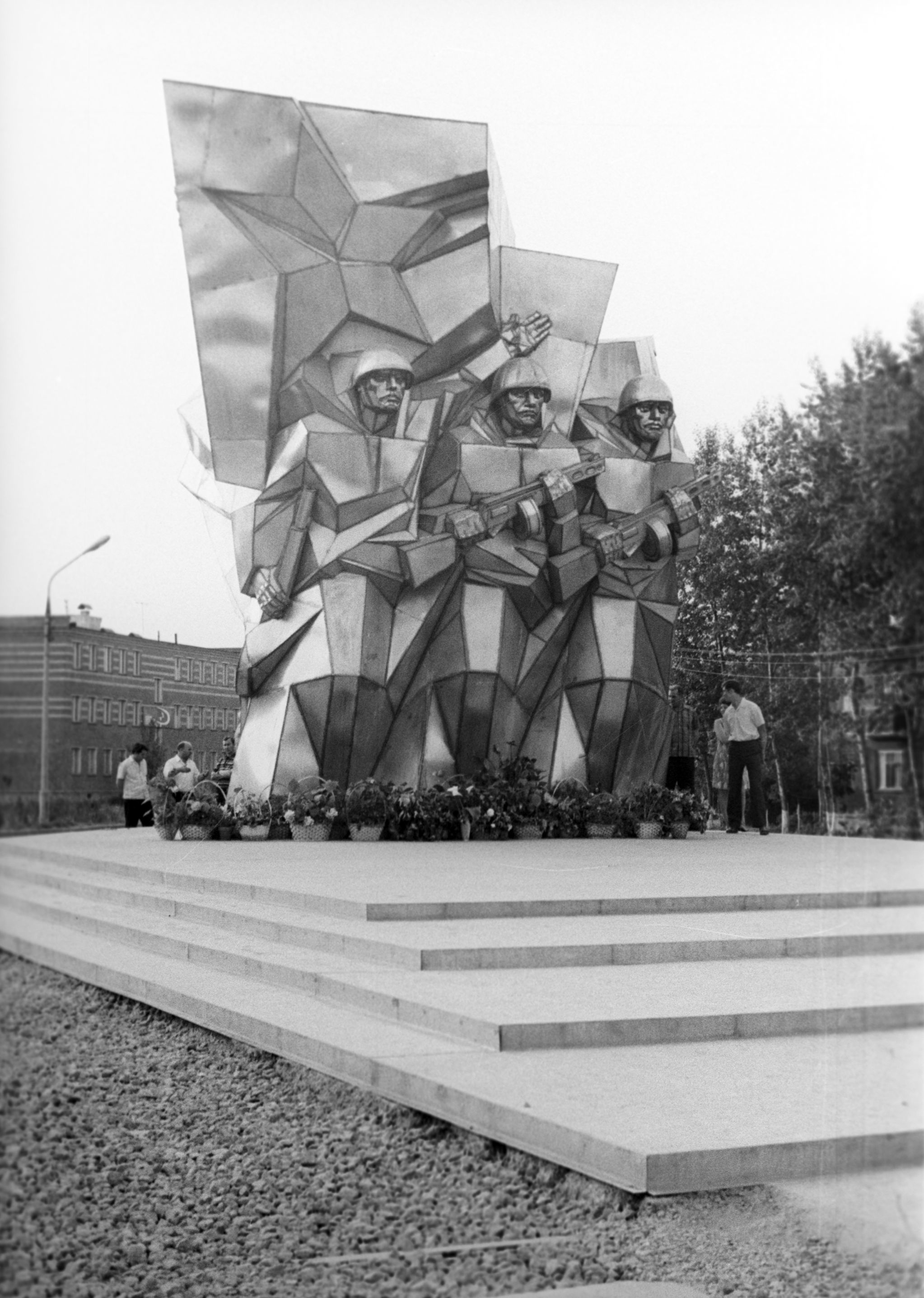Памятник подольским курсантам в городе Подольске