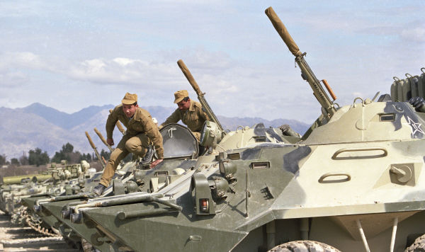 Пребывание ограниченного контингента советских войск в Афганистане. Механизированное подразделение советских войск