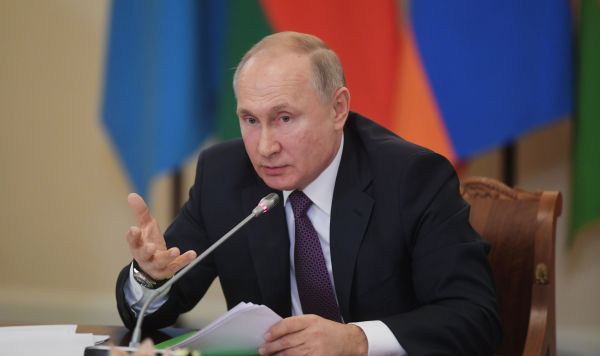 Рабочая поездка президента РФ Владимира Путина в Санкт-Петербург