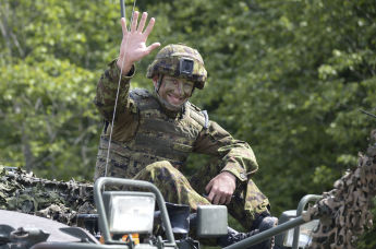 Военнослужащий во время международных военных учений Saber Strike-2016 в Эстонии
