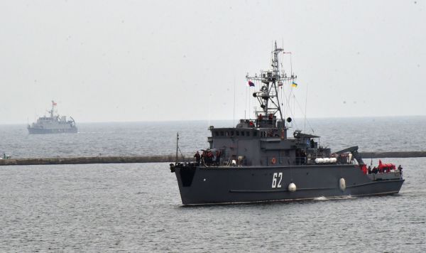 Противоминный корабль НАТО BGS Shkval входит в порт Одессы