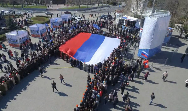 Владимир Путин приехал в Крым в годовщину воссоединения с Россией
