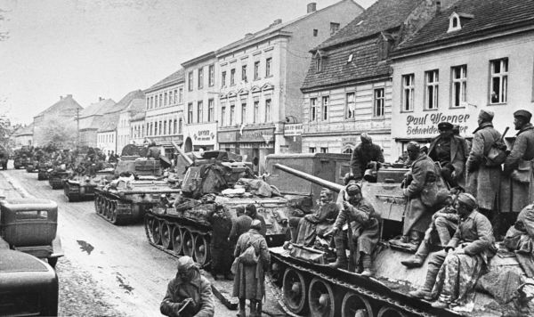 Наступление советских войск в Германии. Берлинская операция, апрель-май 1945 г.