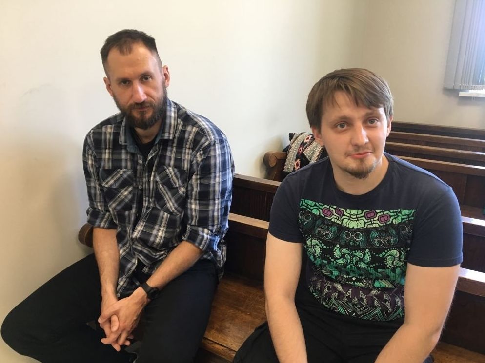 Россияне Андрей Попко и Александр Куркин ждут решения по делу своего товарища Владимира Линдермана.