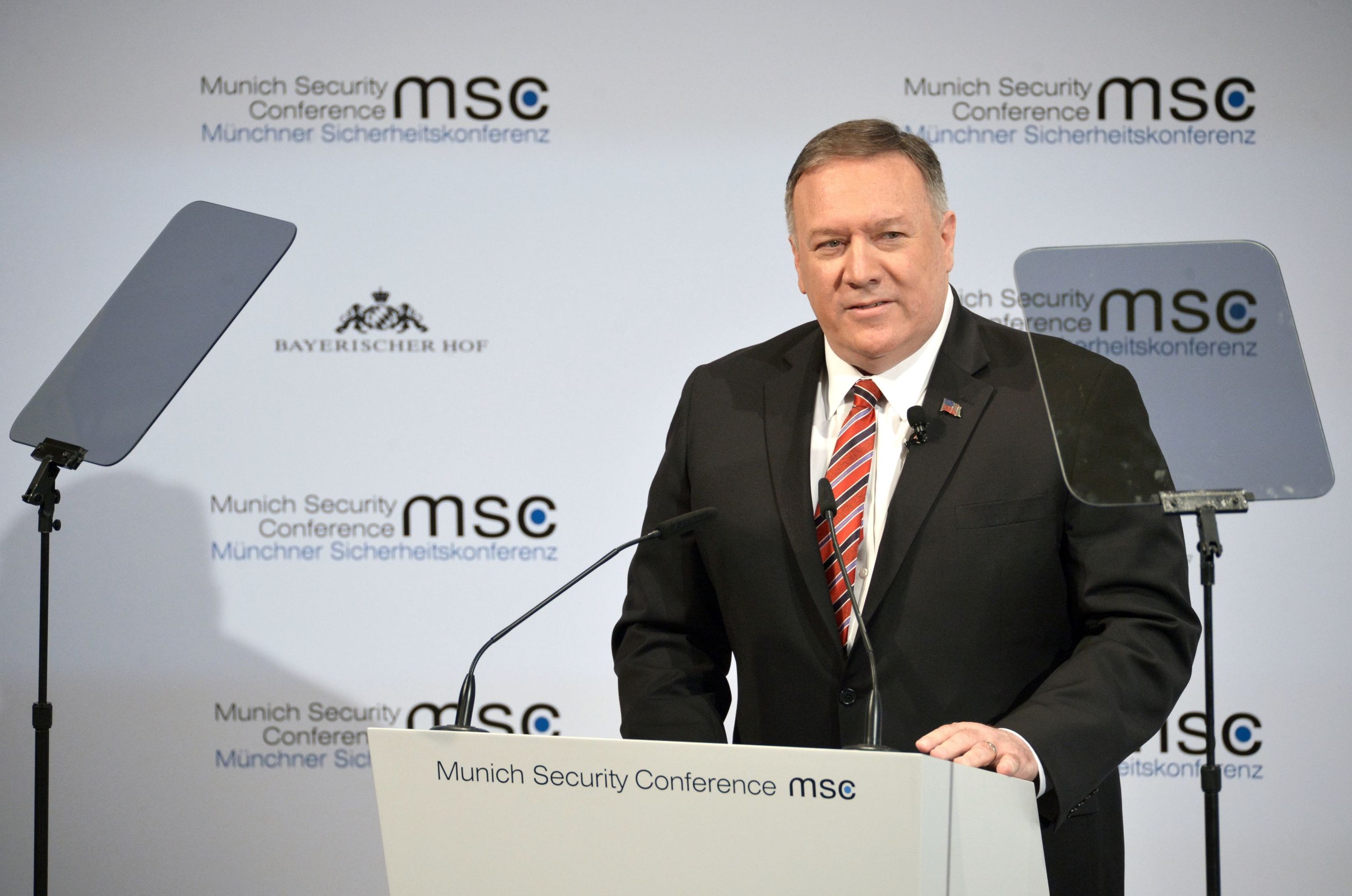 Госсекретарь США Майк Помпео выступает на Мюнхенской конференции по безопасности