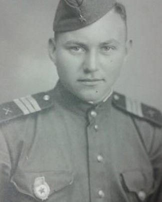 Фотография Владимира Успенского во время Великой Отечественной войны