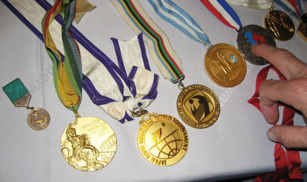 Медали волейболиста Павла Селиванова