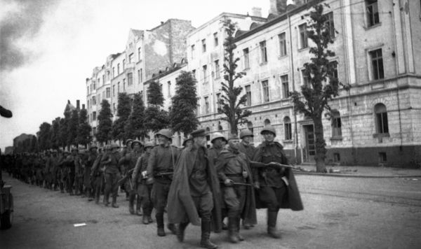 Советские войска в освобожденном Выборге. Ленинградский фронт