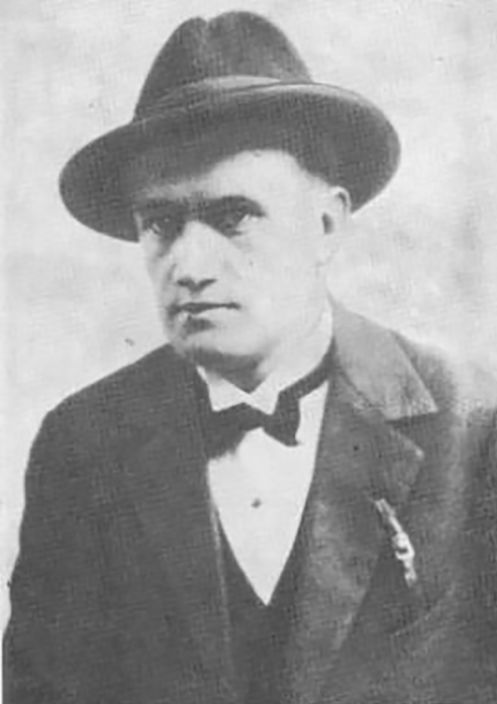 Александр Янович Чадарайнис, классик латышской городской поэзии, известный под псевдонимом Александр Чак 
