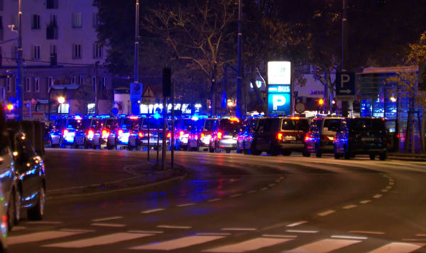 Теракт в Вене: главное о стрельбе в центре столицы Австрии