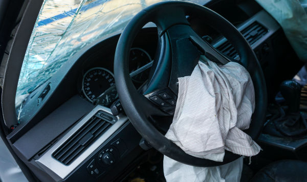 Автомобиль после аварии