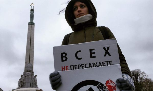 Пикет против арестов русских журналистов в Латвии, 4 декабря, Рига.