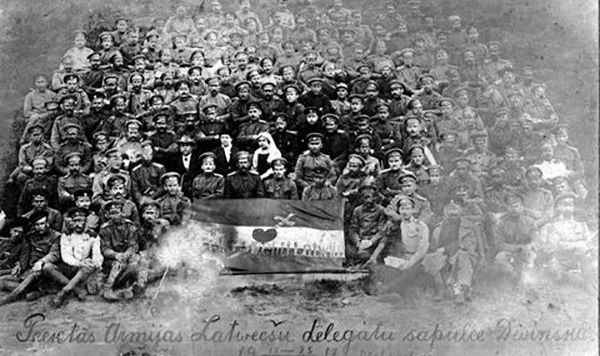 Латвийские революционные стрелки, 1917 год