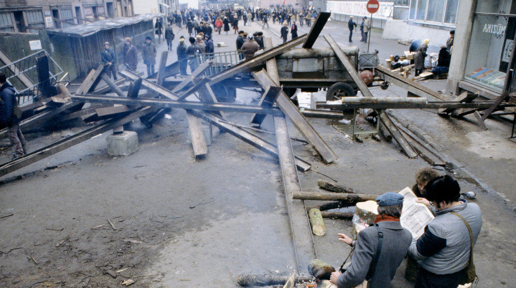Баррикады в Риге, архивное фото 1991 года