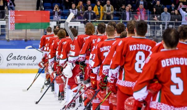 Хоккеисты молодежной сборной Белоруссии
