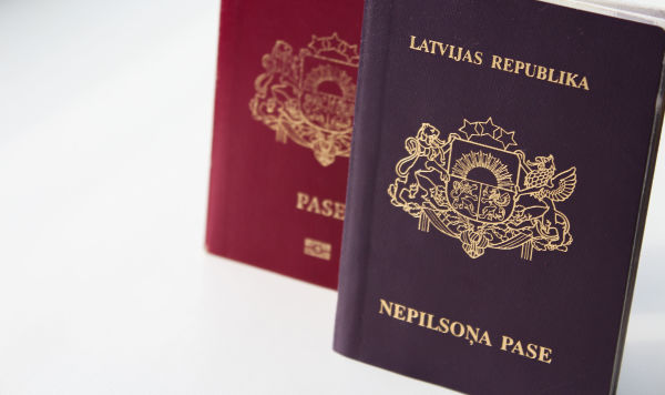 Паспорта гражданина и негражданина Латвии