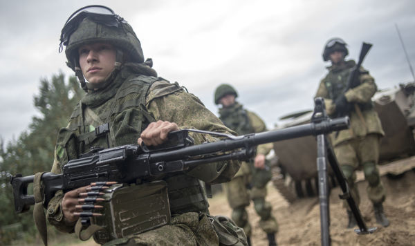 Военнослужащие в ходе командно-штабных учений с участием 106-й гвардейской воздушно-десантной дивизии в Рязанской области