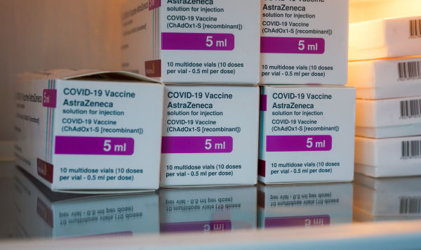 Вакцина от COVID-19 AstraZeneca