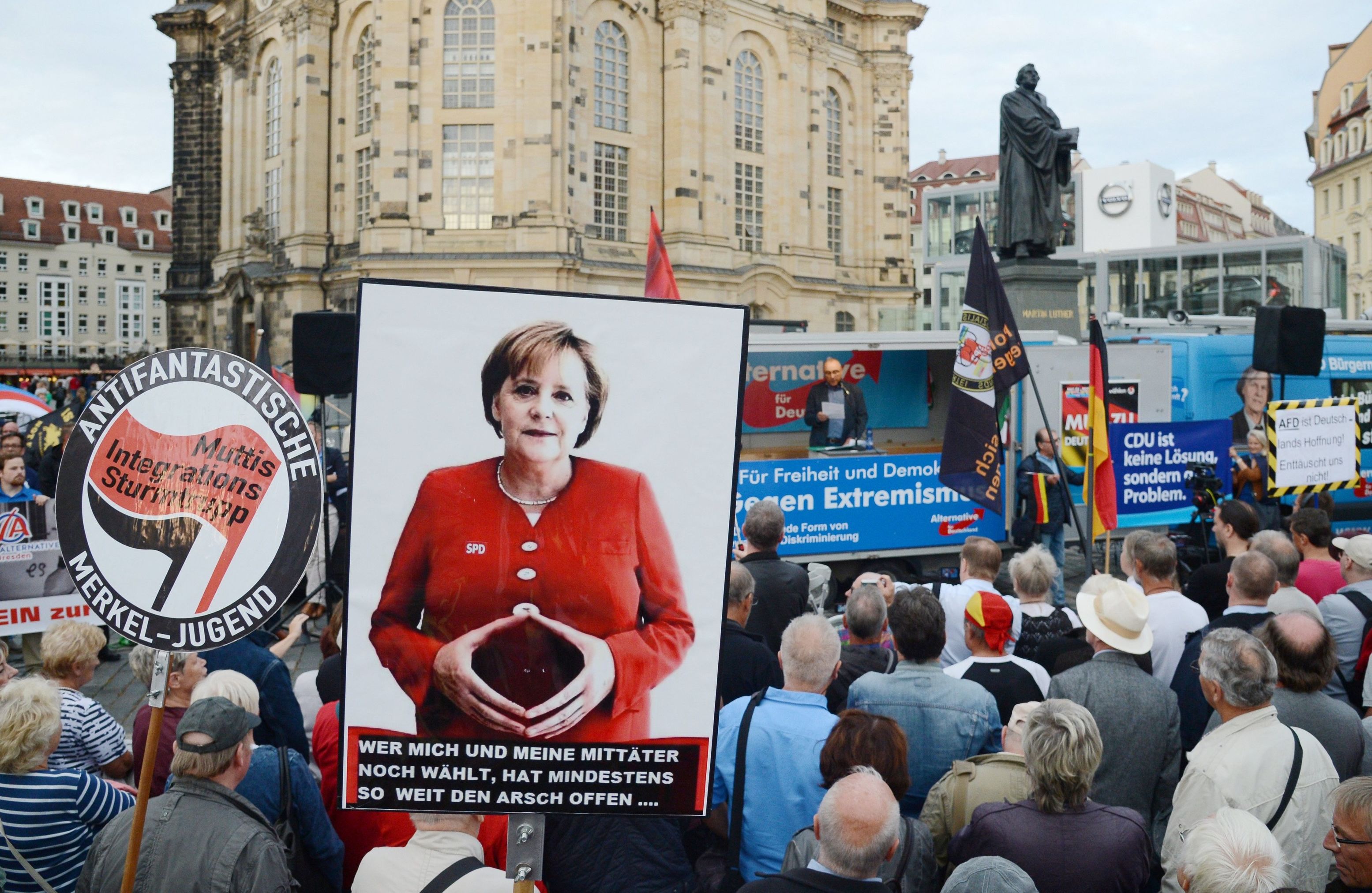 Акция партии "Альтернатива для Германии" против политики А.Меркель