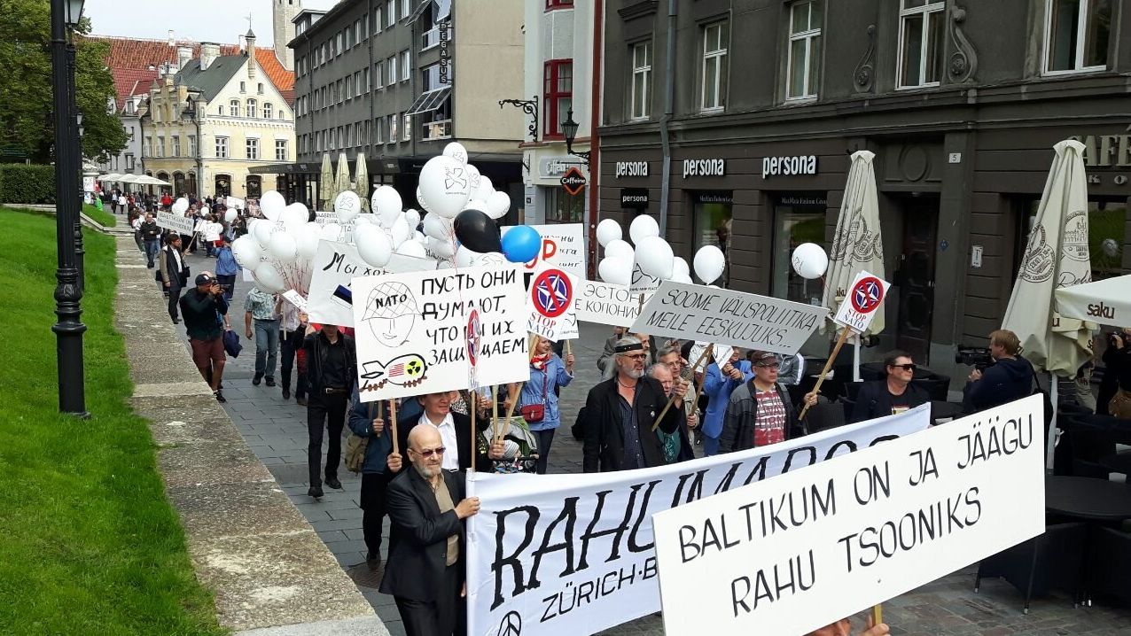 Марш мира против милитаризации Эстонии прошел в Таллине. 