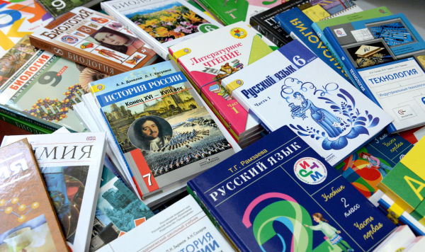 Учебники для русскоязычных школ