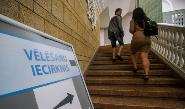 В Риге началось досрочное голосование на муниципальных выборах 2020