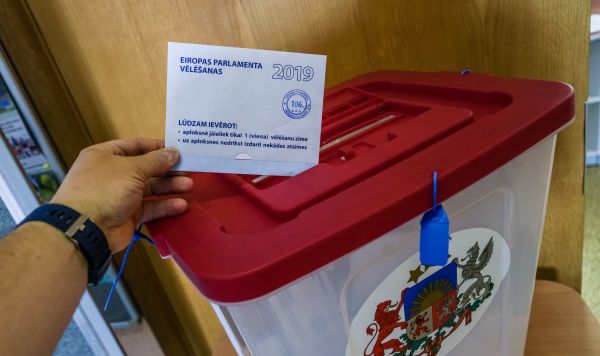 В Латвии началось голосование на выборах в Европарламент