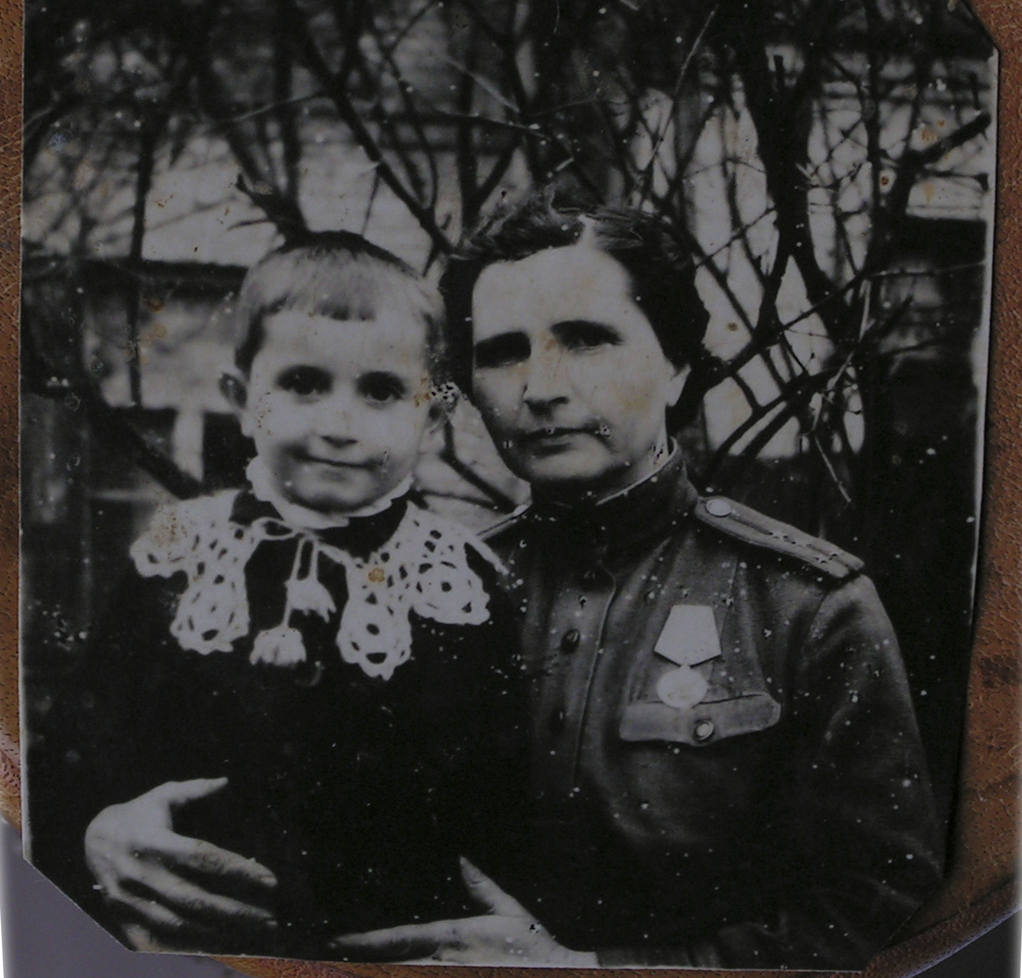Анна Ганзикова с дочерью Надей