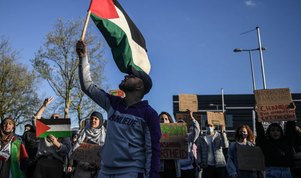Акция в поддержку Палестины у центра "Ahoy Rotterdam"