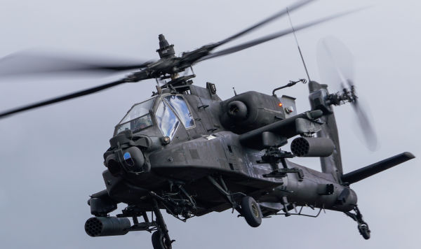 В Латвии заявили о переброске в страну десятков американских боевых вертолетов