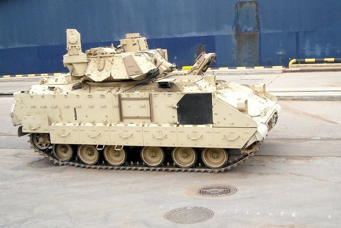В Ригу прибыла американская военная техника. В Ригу прибыла американская военная техника.