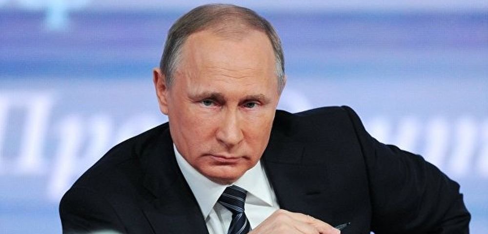 Путин на пресс-конференции.