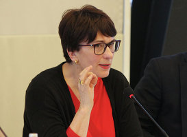 Сандра Калниете на конференции "Внешняя политика Латвии и новая глобальная стратегия ЕС".