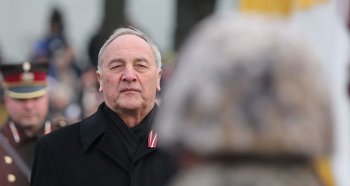 Президент Андрис Берзиньш на параде в честь 96-й годовщины провозглашения независимости. В Латвии состоялся парад в честь 96-й годовщину провозглашения независимости.