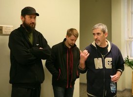 Александр Куркин, Андрей Попко и Владимир Линдерман перед началом судебного заседания. 