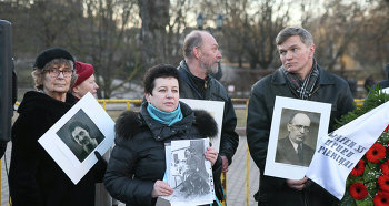 Пикет в память жертв латвийских гетто и концентрационных лагерей.
