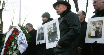 Пикет в память жертв латвийских гетто и концентрационных лагерей.