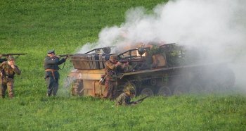 Реконструкция исторических событий сентября 1944 года под Валгой.