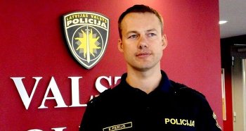 Начальник Бюро оперативного управления Эдгар Перийс.