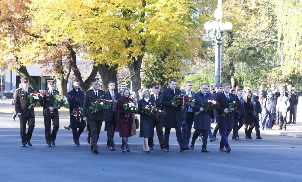 Торжественное открытие отреставрированного памятника Свободы.